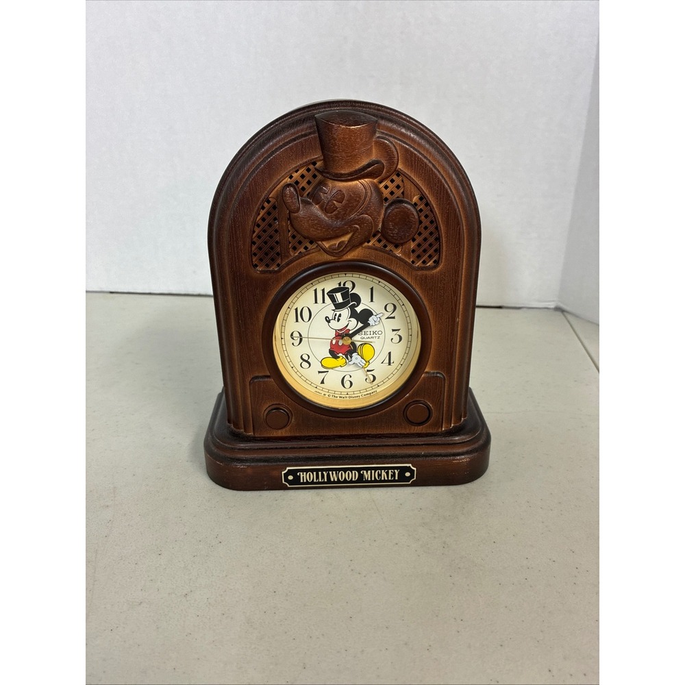 Seiko Disney Hollywood Mickey Mouse Cathedral Radio Alarm Clock QFD205B Japan